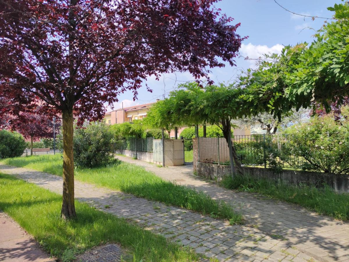Appartamento Magnolia - Immobili E Soluzioni Rent Bergamo Luaran gambar