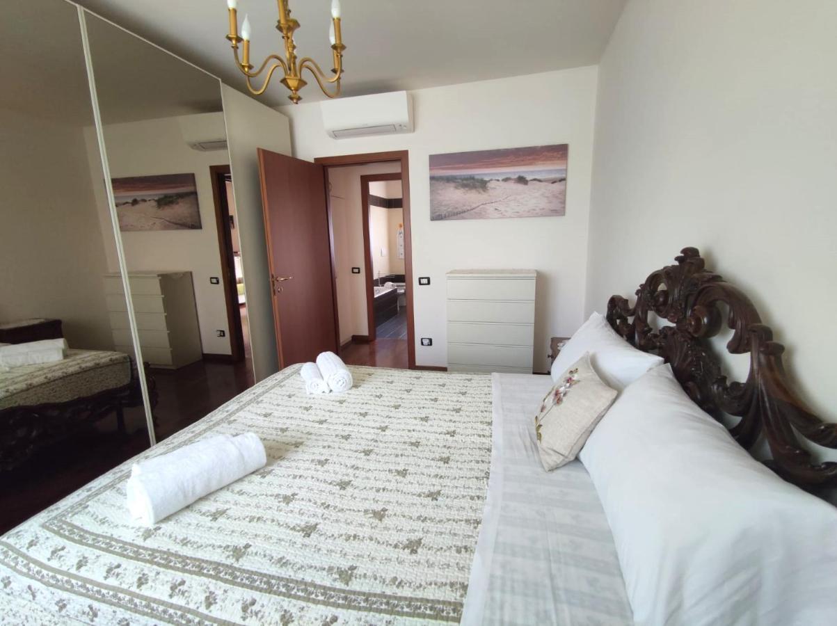 Appartamento Magnolia - Immobili E Soluzioni Rent Bergamo Luaran gambar